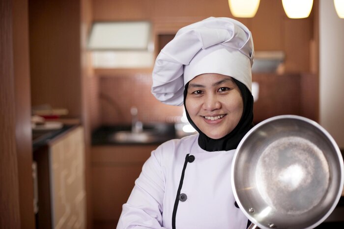 أنواع الخدم الذين نوفرهم